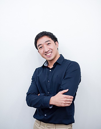 Mr.Naruephon Nateprachar