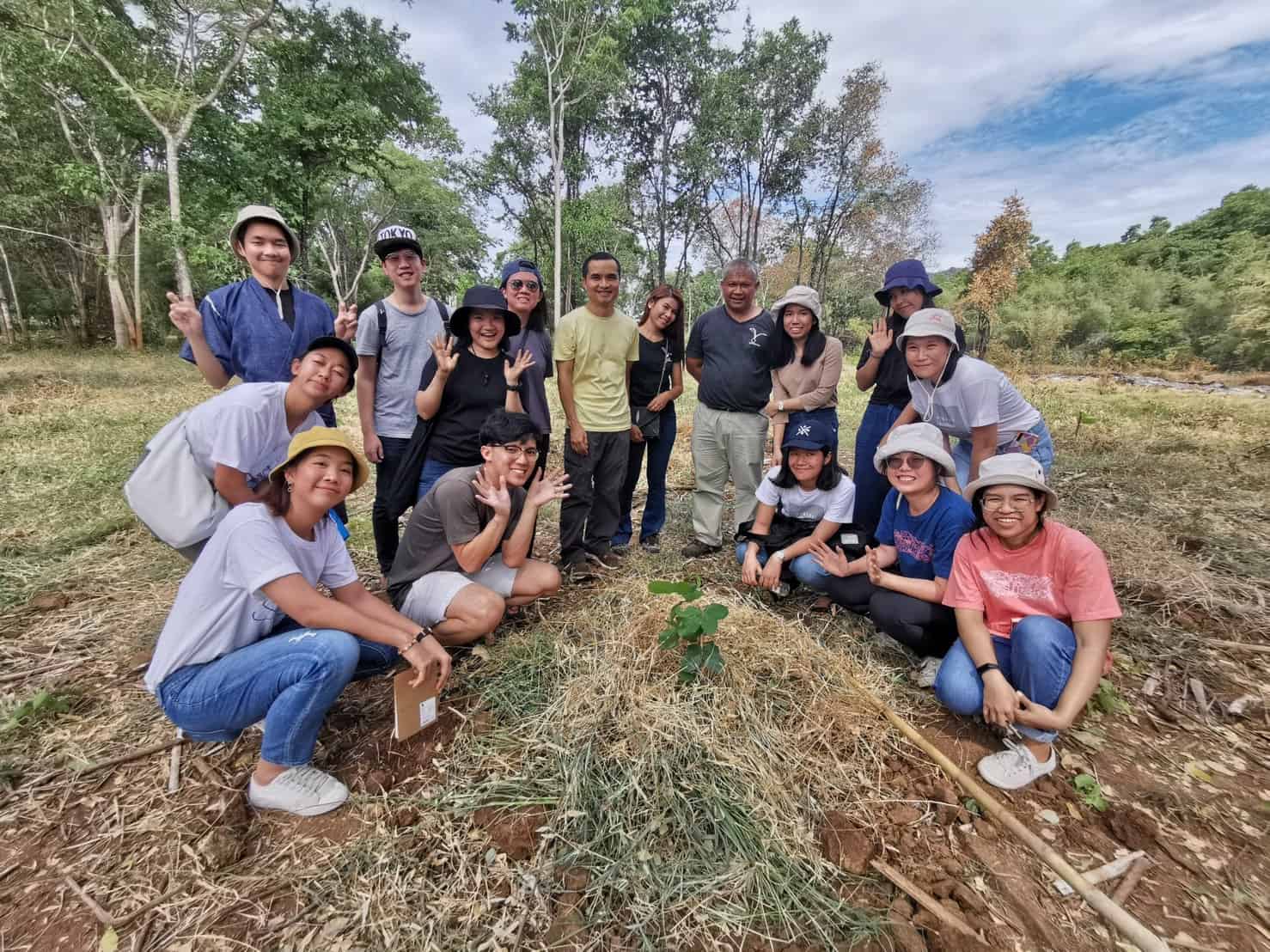 Read more about the article Shma participated in forest planting activity at Wat Buddhasartrakanchanaram